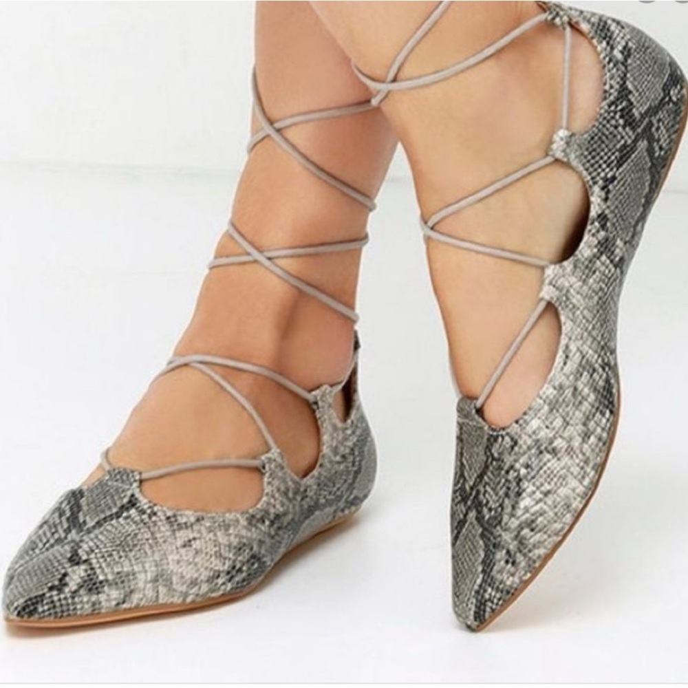 Bundle of 2 pairs of Women’s Shoes